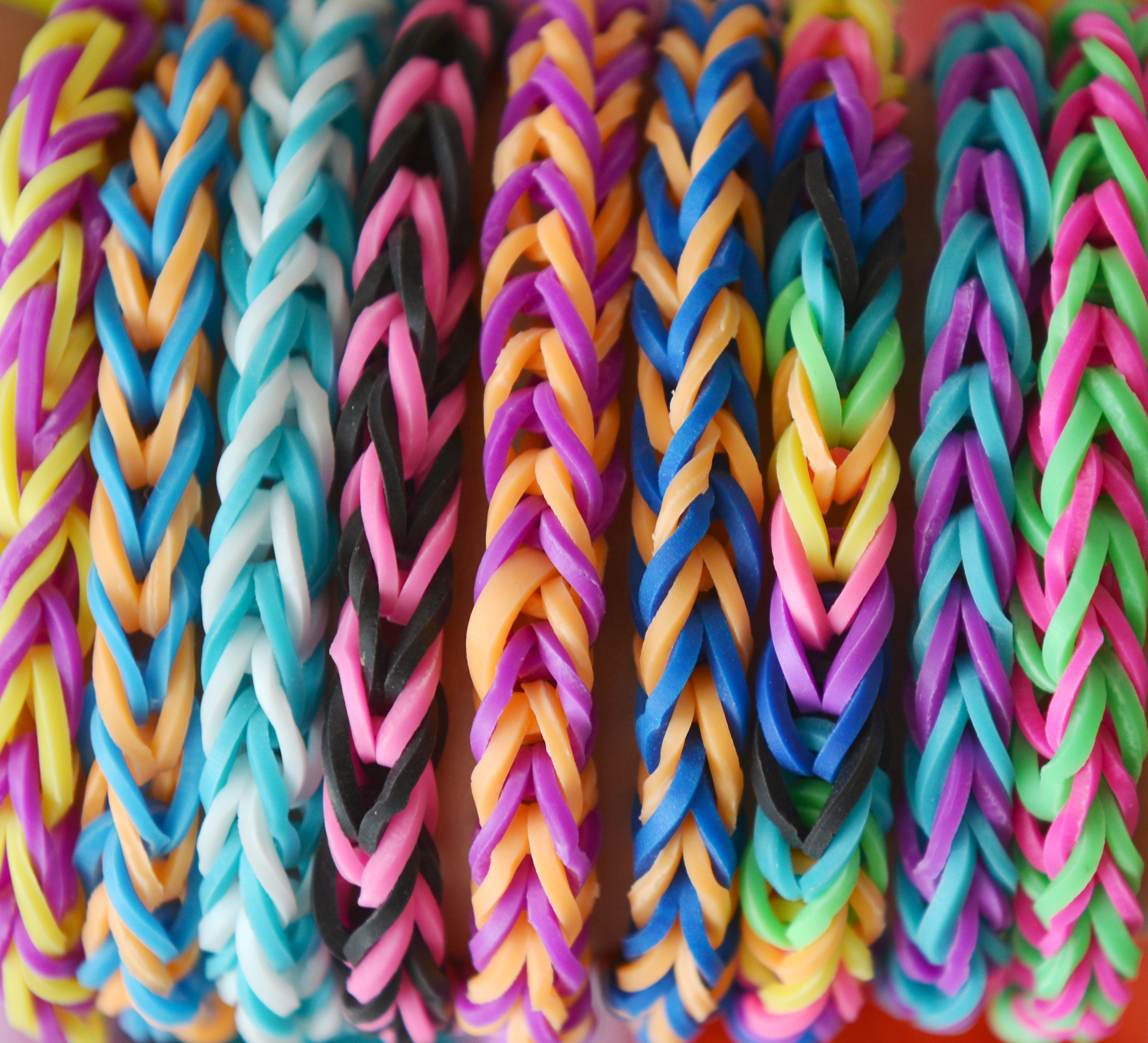 Rainbow loom bands